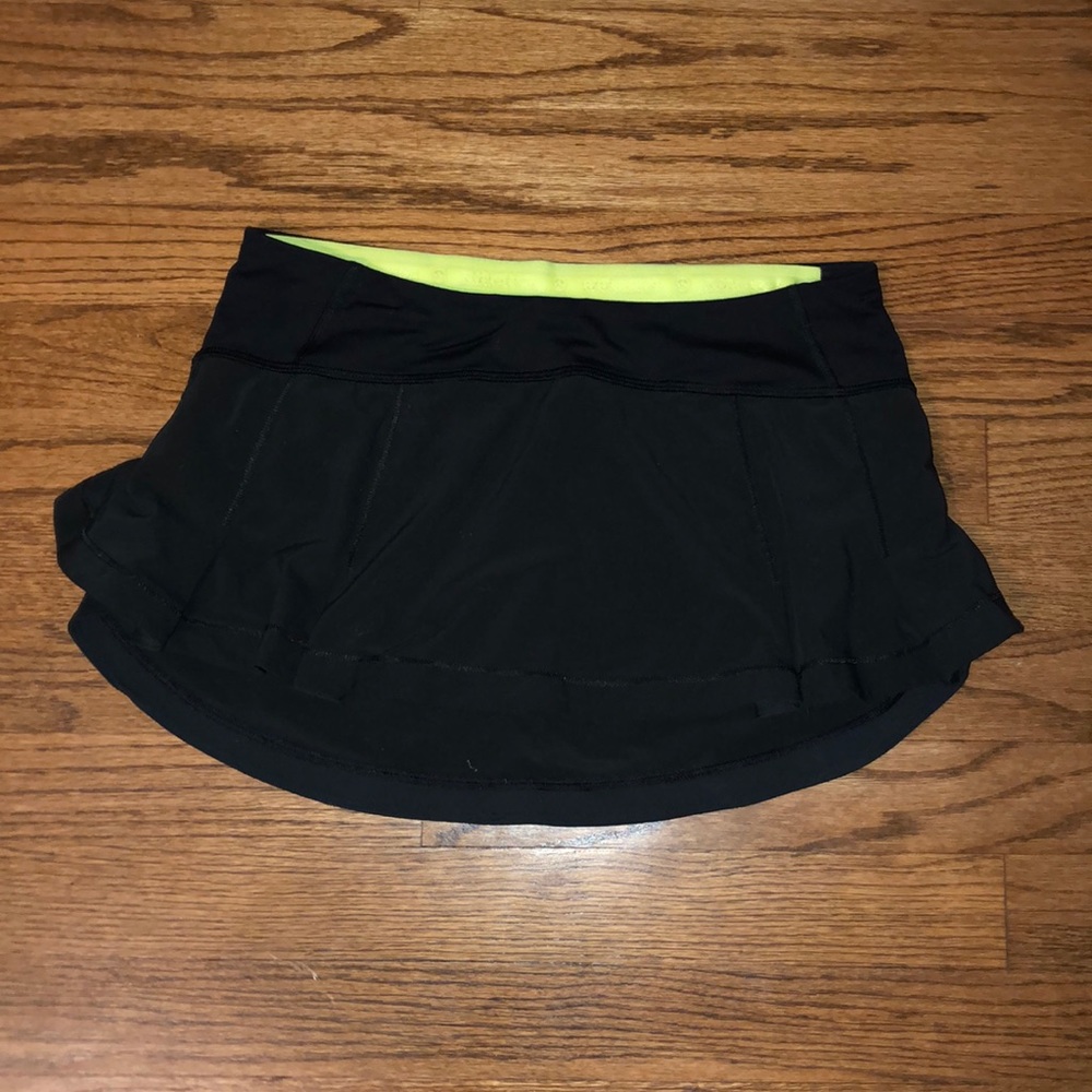 BLACK LULU SKIRT